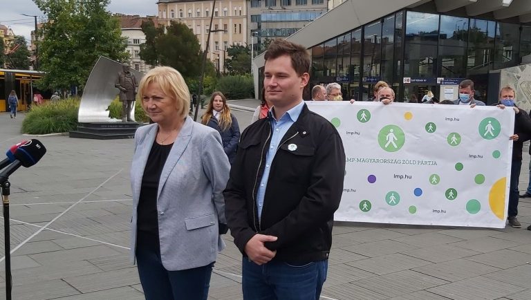 Megtagadta az MTI az információszabadság napján az LMP közleményének közzétételét