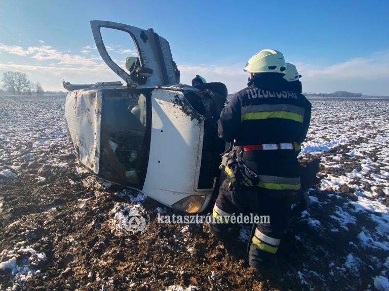 Csúnya balesetet okozott a hó Harkánynál
