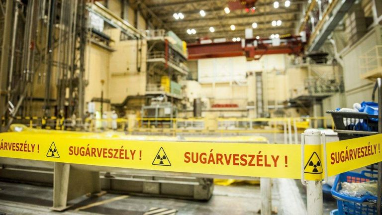 LMP: A kormány ne titkolózzon tovább Paks II-vel kapcsolatosan!
