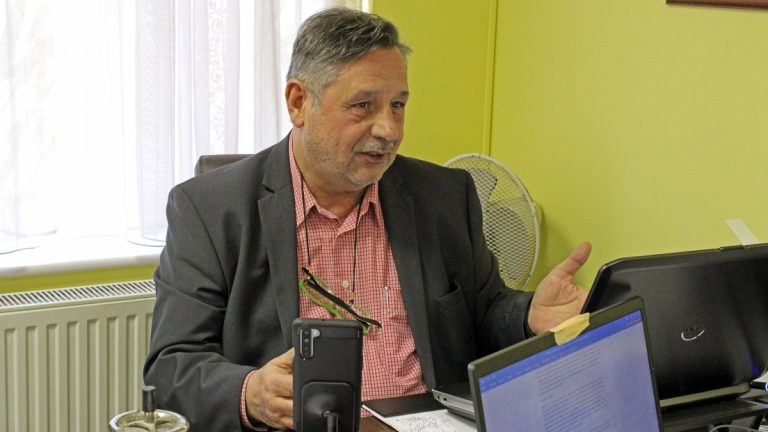 Nagyinterjú Ferenczy Tamással, a Komló Összeköt Egyesület vezetőjével