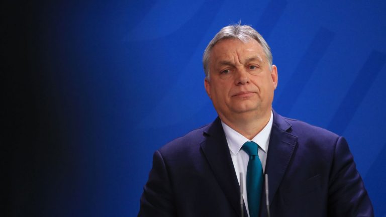 Tízből hat olvasónk nem Orbán Viktort szeretné miniszterelnöknek