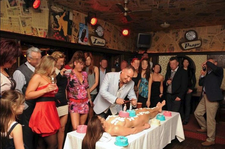 Tibi atya: miért lehetett egy gyerek ott ezen a bulin?