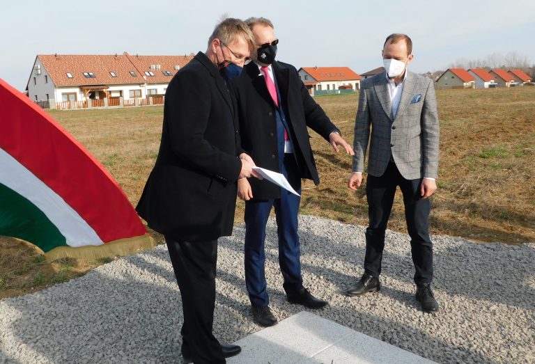 1,25 milliárdból fejleszt Kozármisleny