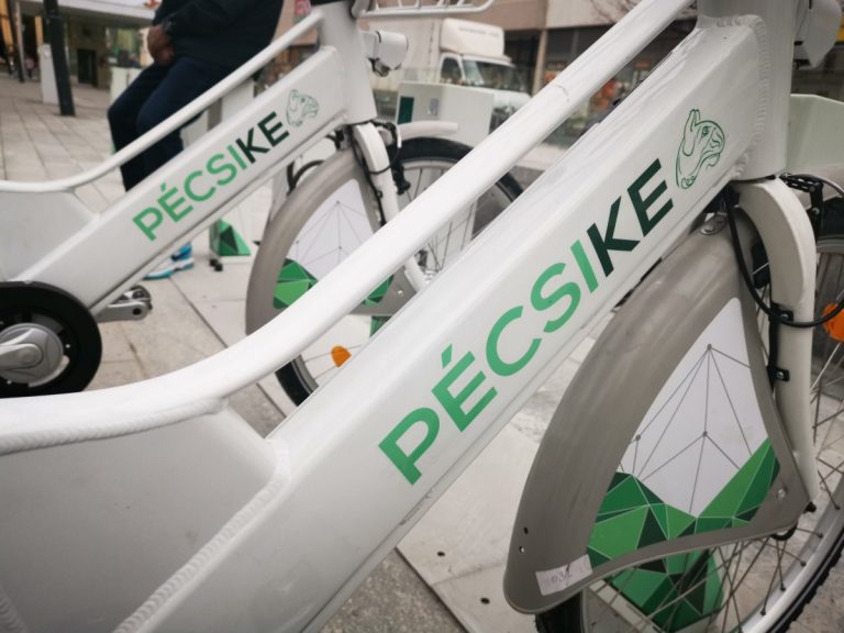 Újra elindult a Pécsike, íme a tarifák!