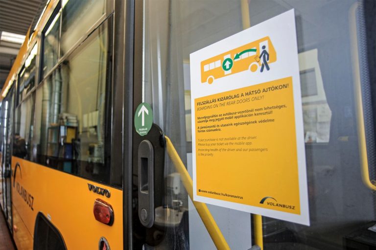 A Volánbusz hétfőtől felfüggeszti az első aljtós felszállást