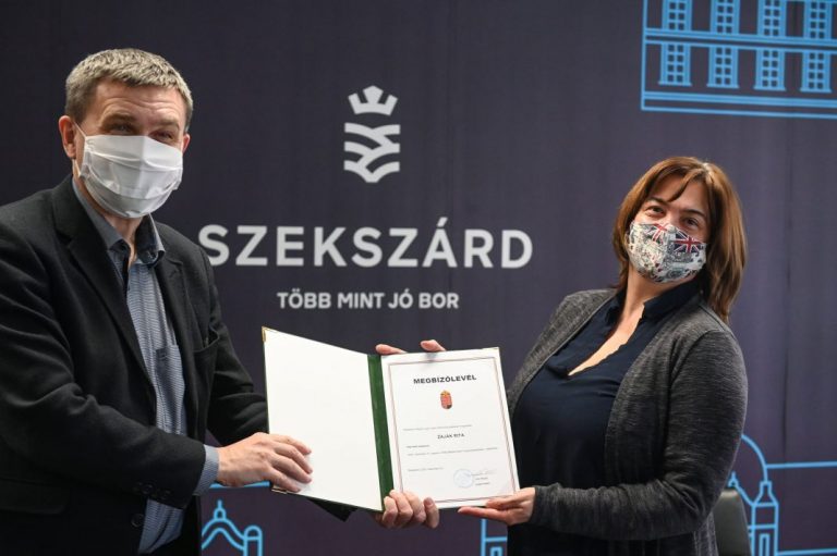 Tovább dagad a botrány Szekszárdon, a Fidesz nem tétlenkedik