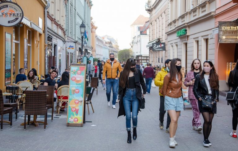 Így tért vissza az élet a pécsi belvárosba