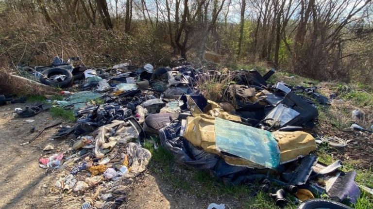 Végre felszámolják a Pécs melletti illegális hulladéklerakót