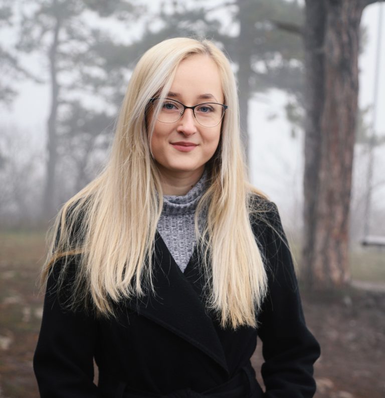 Interjú egy feltörekvő regényíróval – Czine Vanesszával