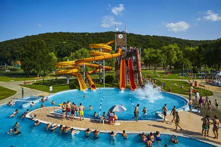 Hamarosan újra nyit az orfűi aquapark?