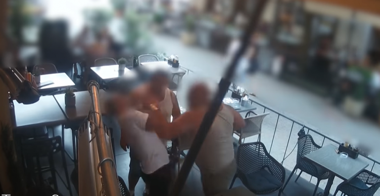 Egy pécsi étterem teraszán balhézott egy férfi vasárnap este