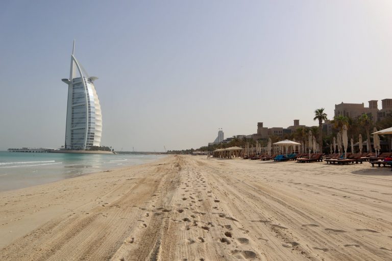És pár nap elteltével, újra itt a dubai meleg