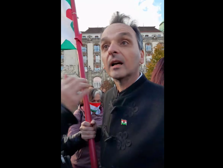 Békement: atrocitás érte az egyik magyar párt elnökét, akit meg is fenyegettek