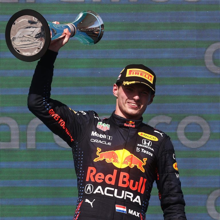 F1: Verstappen nyert, egyre közelebb a világbajnoki címhez