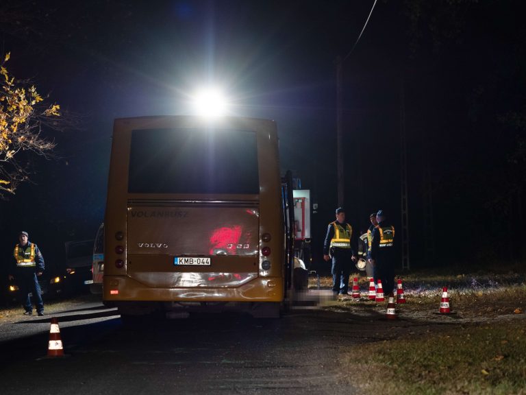 Autóbusz gázolt el kerékpárost