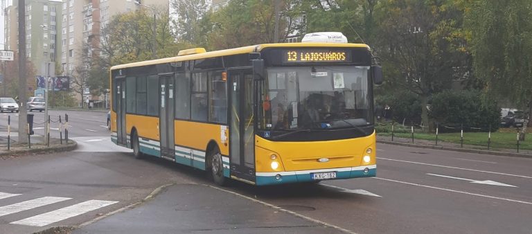 Egerben ingyenes lesz a tömegközlekedés, itt a minta Pécs számára is