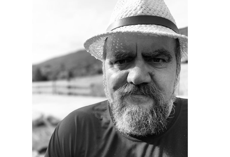 Nem bűnös, hanem hős: Dezső bácsi