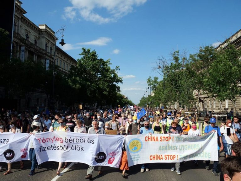 Itt lehet Baranyában az ellenzéki népszavazási kezdeményezéseket aláírni