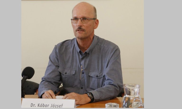 Kóbor Józseffel beszélgettünk az elmúlt évről, Pécs jövőjéről és a zöld biztosi feladatairól