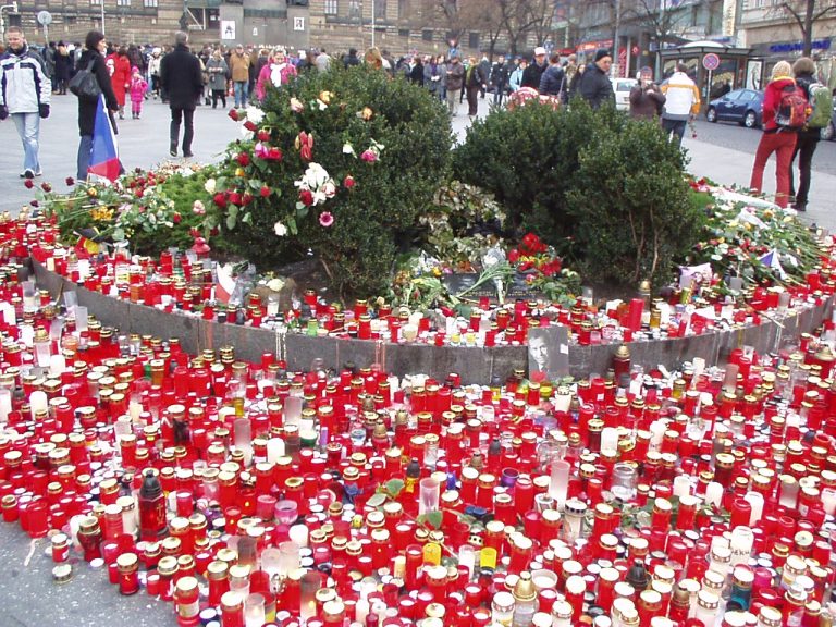 53 éve gyújtotta fel magát Jan Palach csehszlovák diák