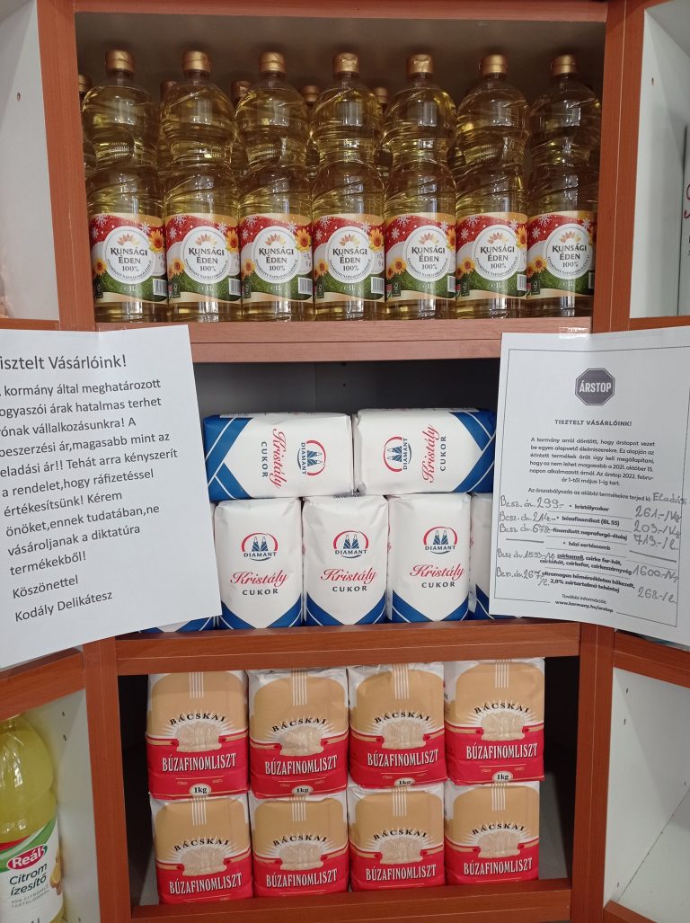 A pécsi kisbolt arra kéri a vevőit, hogy ne vásároljanak a „diktatúra termékekből”