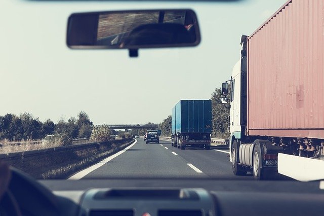 Forgalommal szemben ment az M30-as autópályán a részeg sofőr