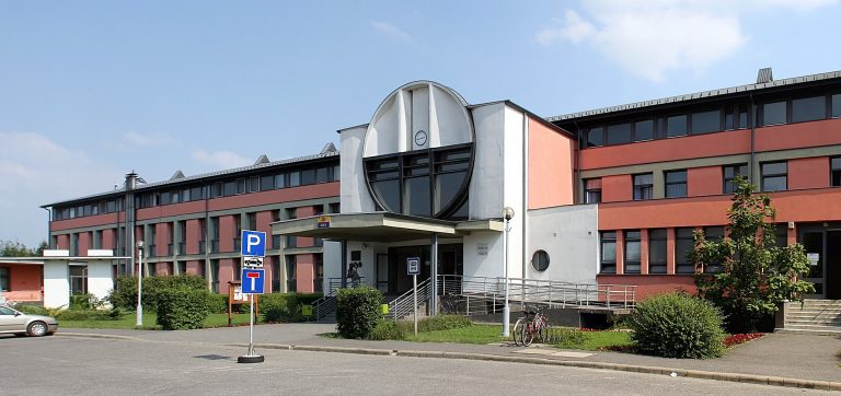 Folyamatosan érkeznek a kárpátaljaiak Záhonyba