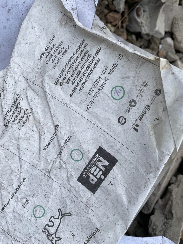 Több zsák kidobott magyar levélszavazatot találtak Marosvásárhelyen – VIDEÓ
