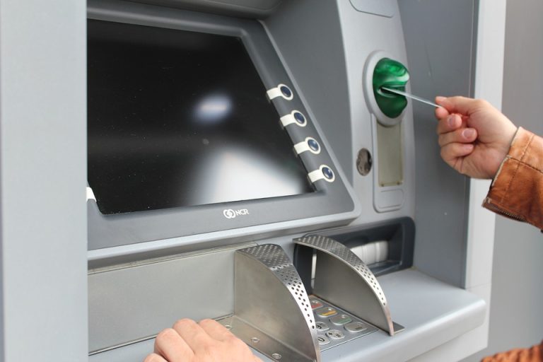 Orosz bankok áttérnek a kínai UnionPay fizetőrendszer használatára
