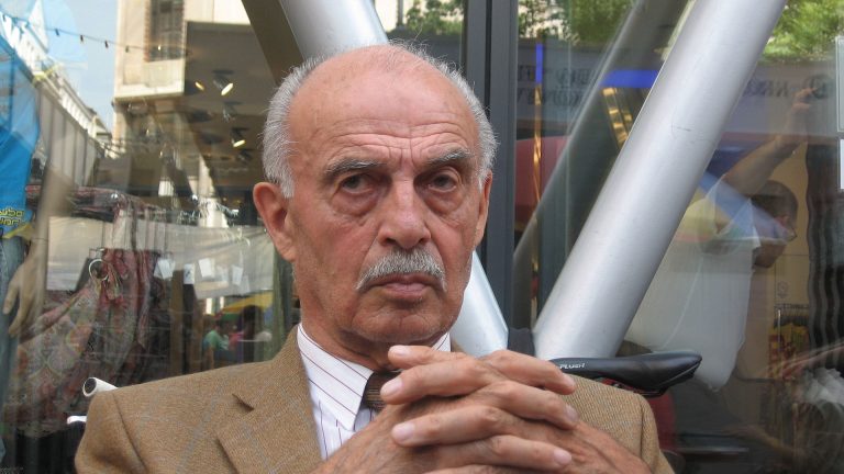Elhunyt Galgóczy Árpád költő, műfordító
