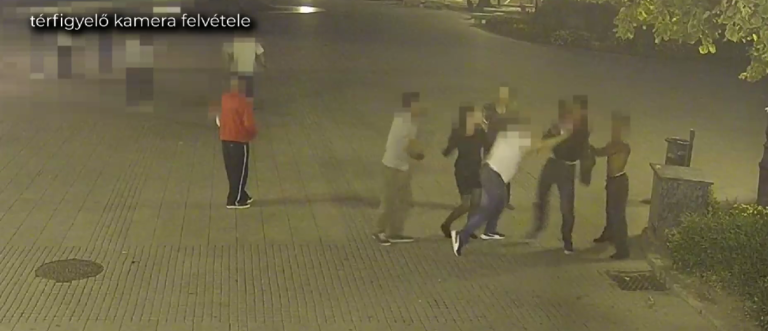 Brutális tömegverekedés Kecskemét központjában – videó