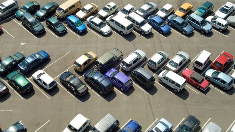 Így parkolhat szombaton Pécsen