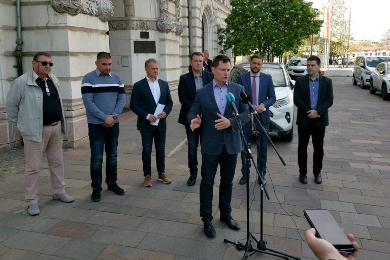 Budapest ezer munkahelyet ajánlott fel a kirúgott Tungsram-dolgozóknak