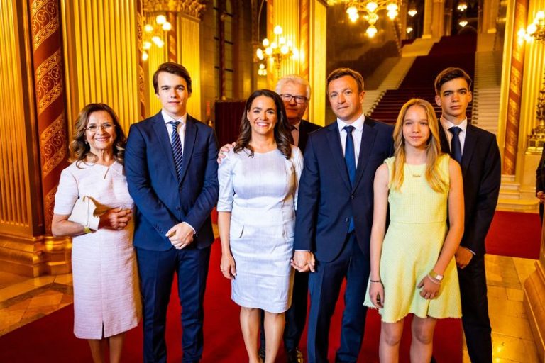 A családokat köszöntötte ma Novák Katalin