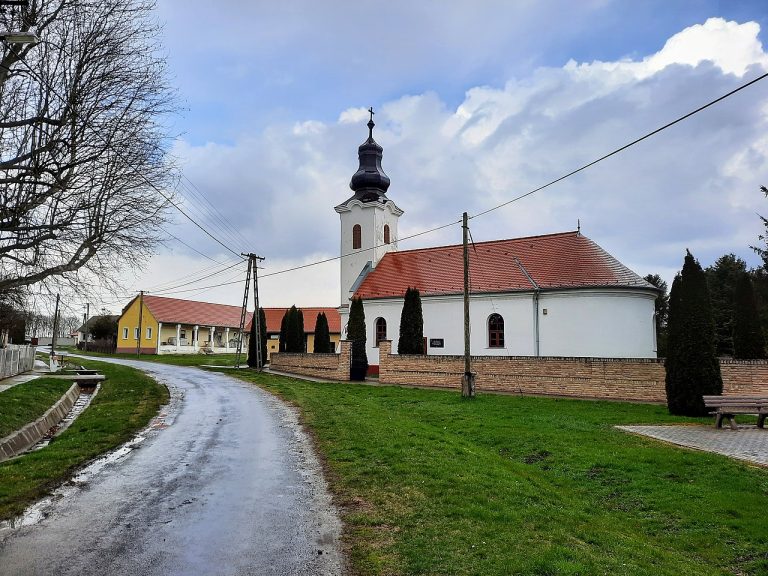 Sárokon 14 év után hangzott el újra az igen