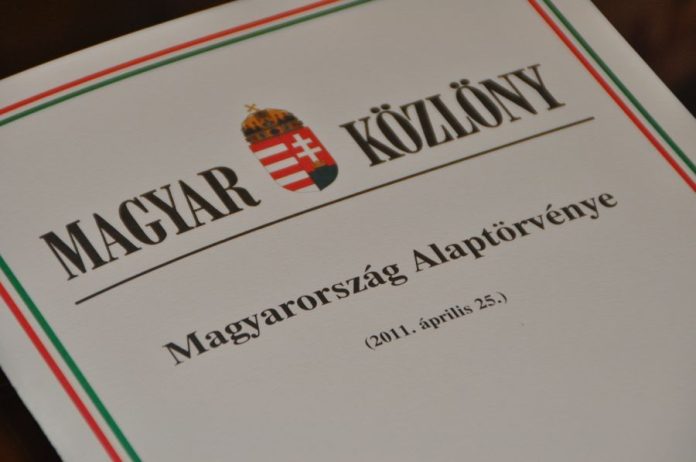 alkotmany_mti_kitzinger_adrienn_0