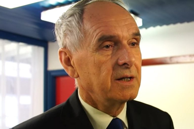 Kaposváron a Fidesz megszavazta a megszorításokat, jelentősen drágulhat a buszjegy ára