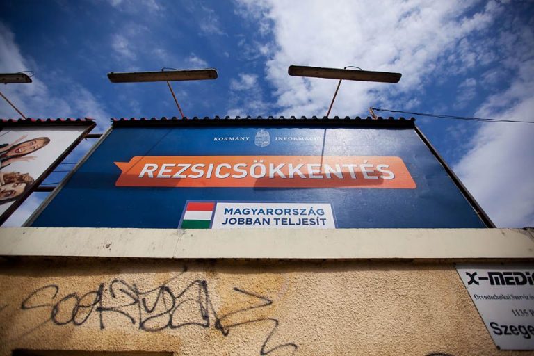 Döbbenet! Szombati tanítási napokkal kénytelen kompenzálni egy iskola a megemelkedett rezsikiadásokat