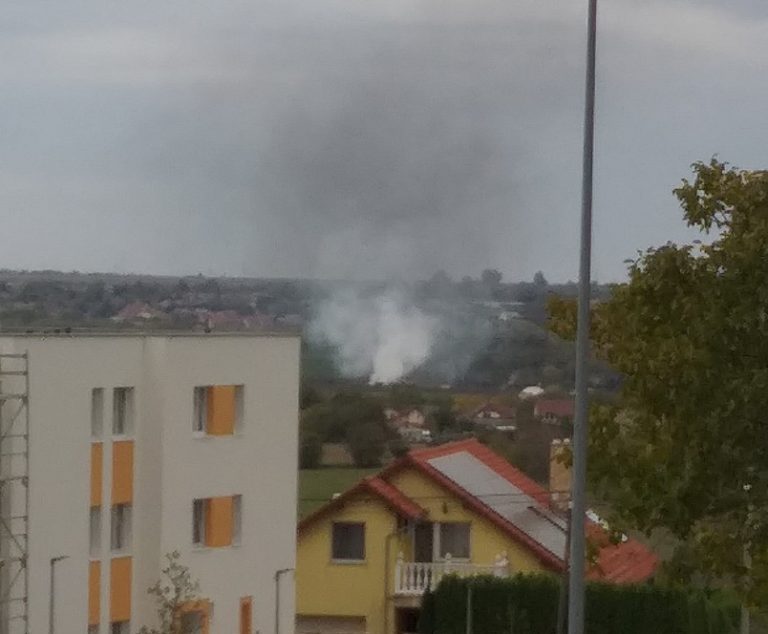 Kiégett egy traktor Pécsett