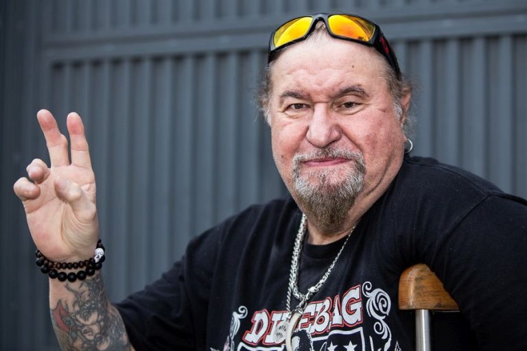 74 éves Deák „Bill” Gyula