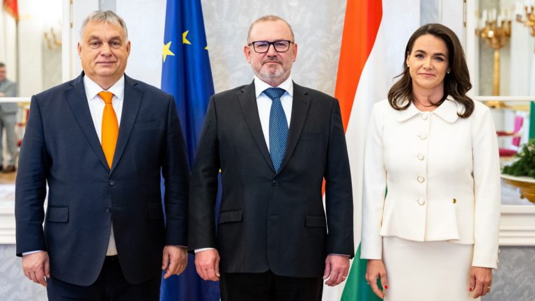 Energiaügyi Minisztérium: a kormány 2023-ban is mindent megtesz a rezsicsökkentés megvédéséért