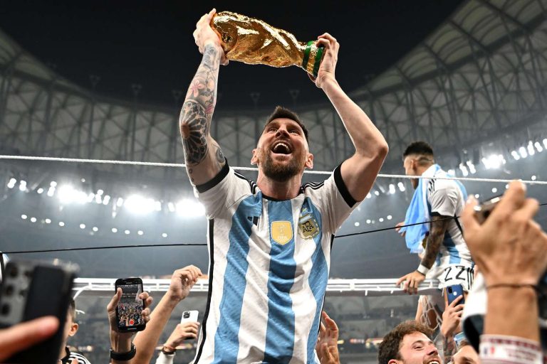 FIFA – Messi is a jelöltek között az év játékosa címre