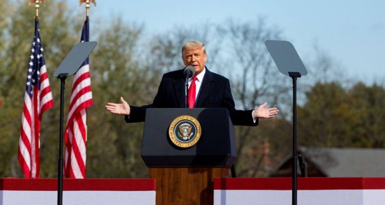 Trump két kritikus államban is nyert, közel a végső győzelemhez az amerikai elnökválasztáson