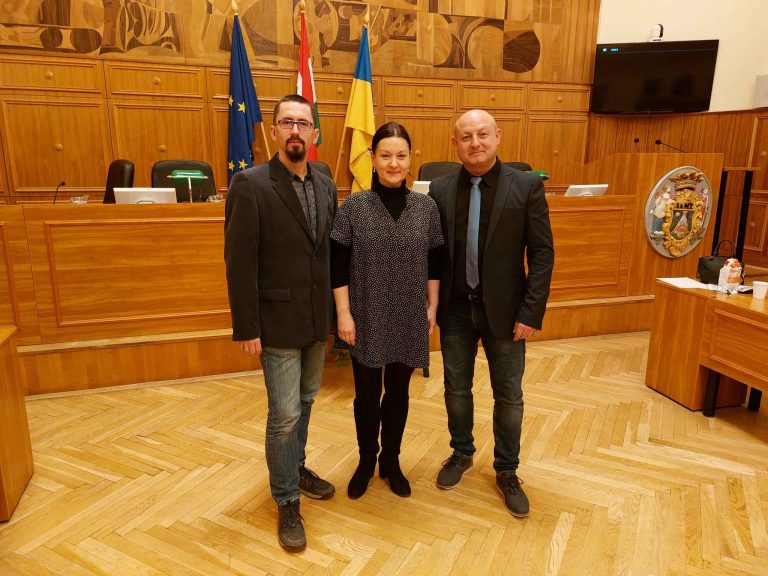 Botrány a pécsi közgyűlésen, fenyegető viselkedésről ír három képviselő