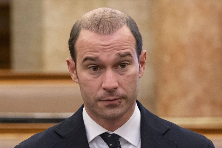 Hollik István: amikor a baloldal a nemzeti konzultációt támadja, Brüsszel érdekét képviseli