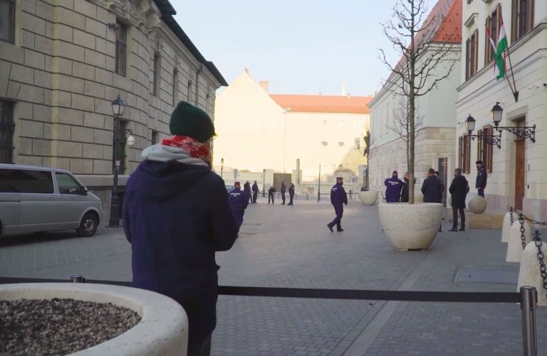 Bíróság: jogellenes volt a Karmelita Kolostornál elhelyezett kordon