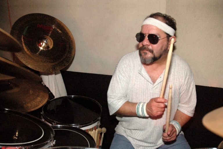 Elhunyt Döme Dezső, a Hobo Blues Band dobosa