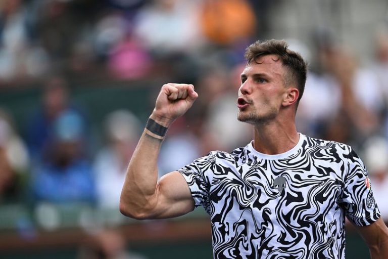 Két napig tartó küzdelemben nyert Fucsovics Wimbledonban