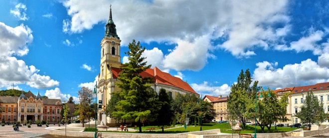Szekszárd 1 Béla tér Belvárosi templom