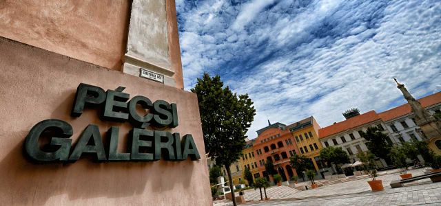 A gördeszkázás köré épülő kiállítás nyílik Pécsen